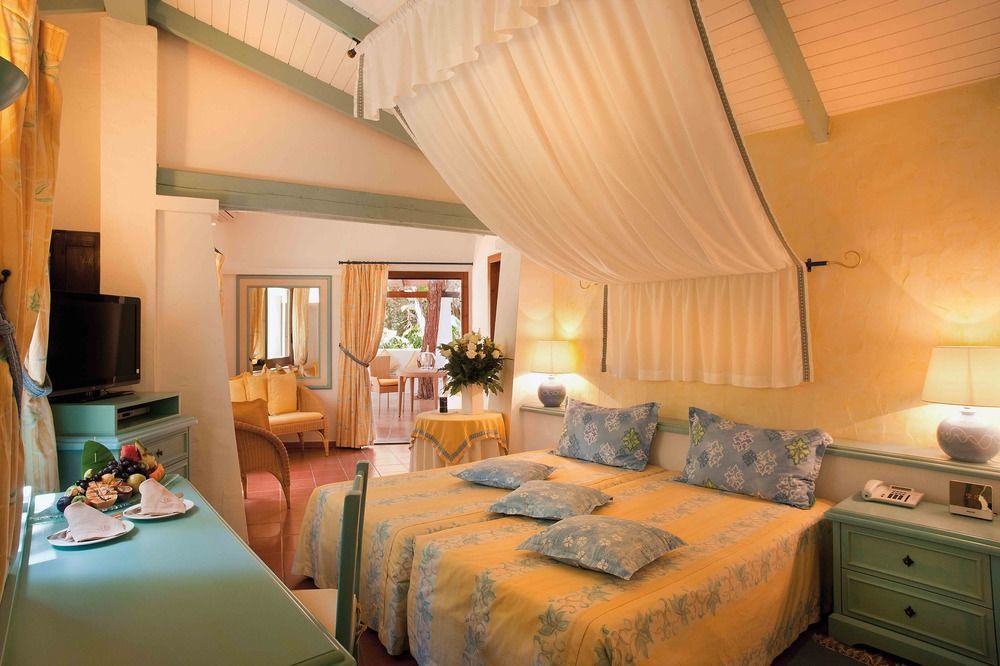 סנטה מרגריטה די פולה Forte Village Resort - Bouganville מראה חיצוני תמונה